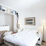 Veeve - Style In South Pigalle