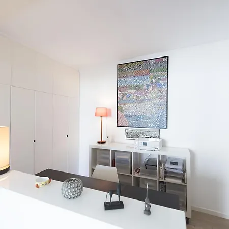 Veeve - Style In South Pigalle Apartment Paris
